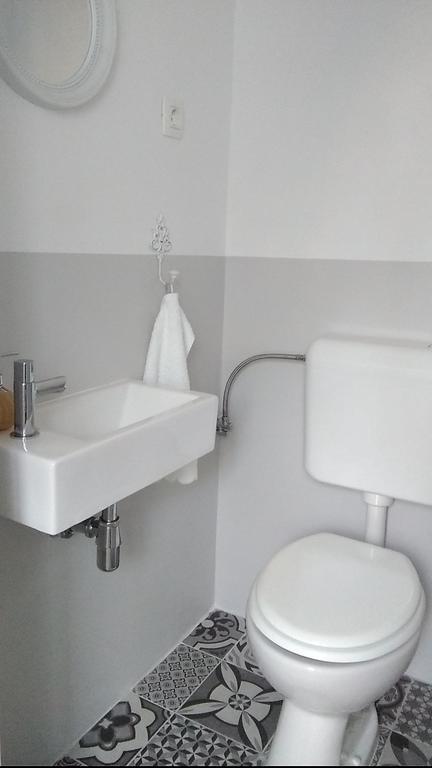 D House Authentic Zlarin House, Relaxing Courtyard And Terrace Villa Room photo